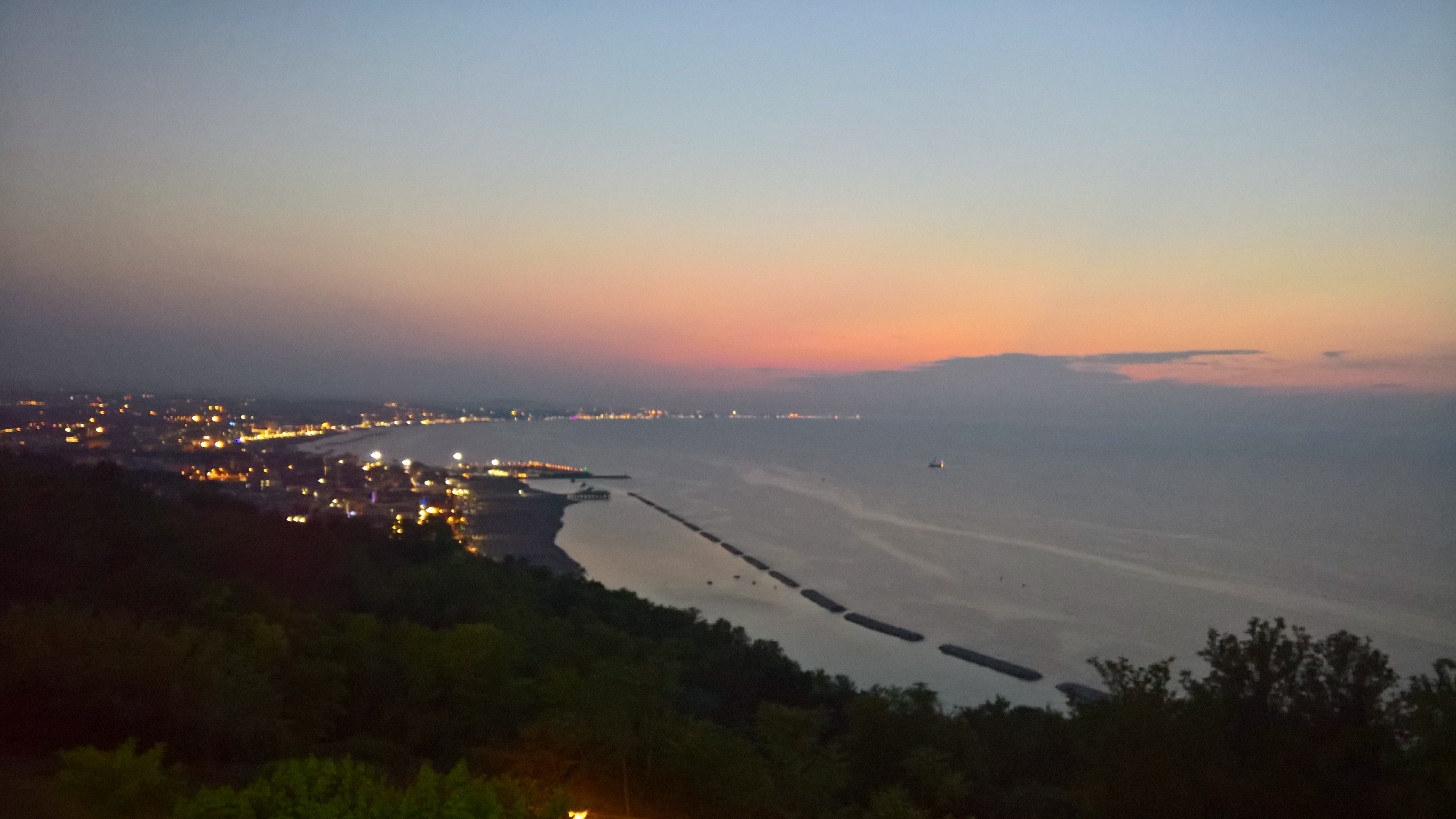 WP 20170615 21 29 20 Rich